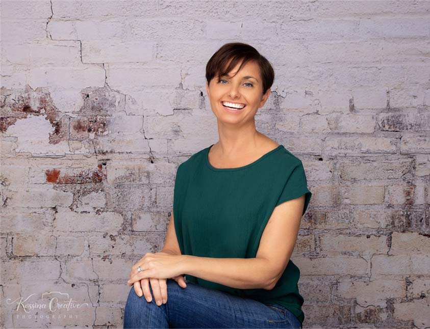 Portrait of Shanna Quinn, Accounting Expert and Mentor at Bookkeeping 4 Contractors Group, helping professionals grow through the Contractor Growth Framework™.